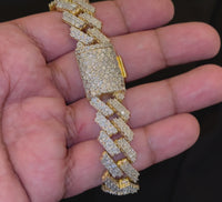 
              4 CARAT NATURAL DIAMONDS STERLING SILVER WITH GOLD PLATING 80.05 GRAMS 8.50 INCHES 15 MM FANOOK CUBAN LINK BRACELET
            